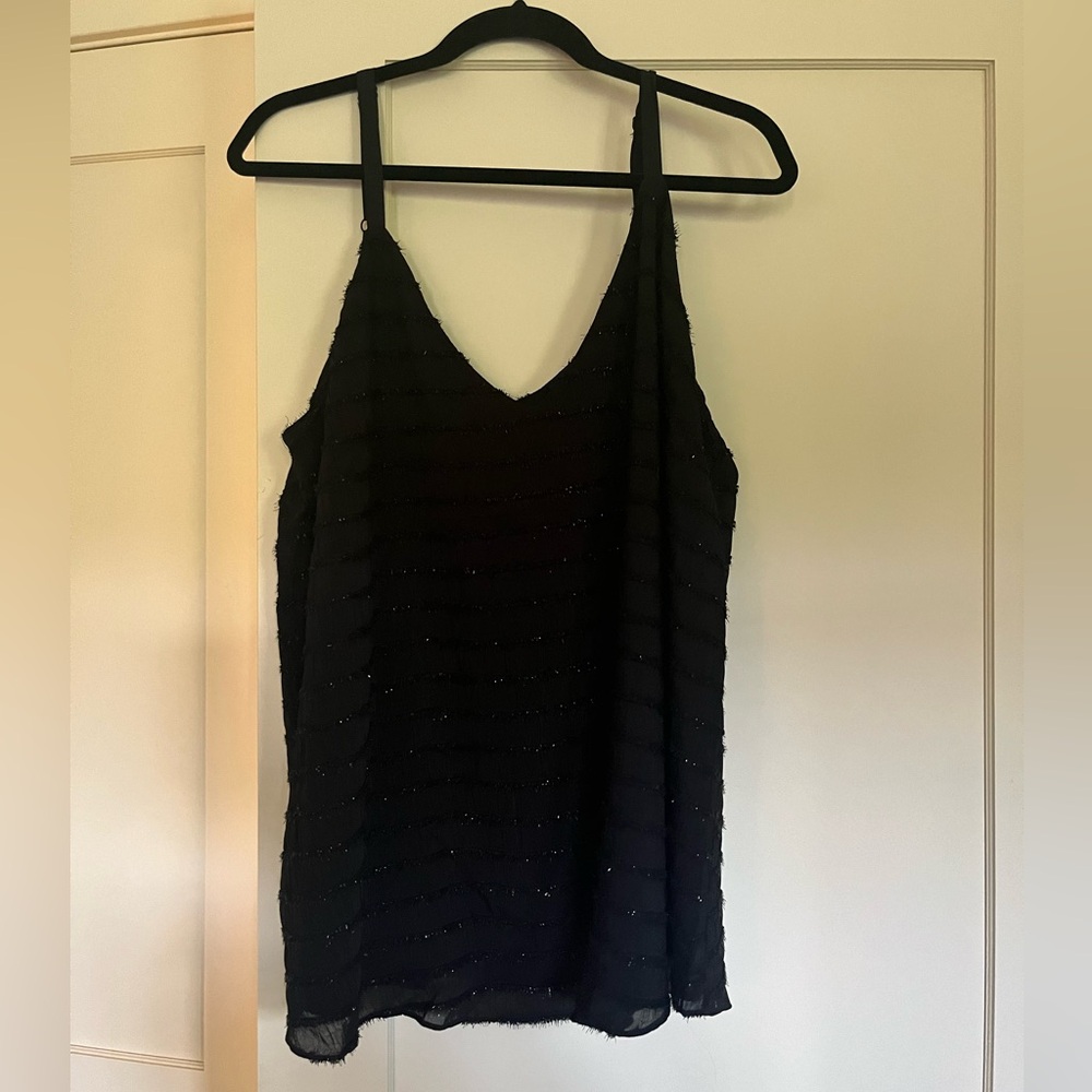NWOT Torrid black fringe tank adjustable straps size 2